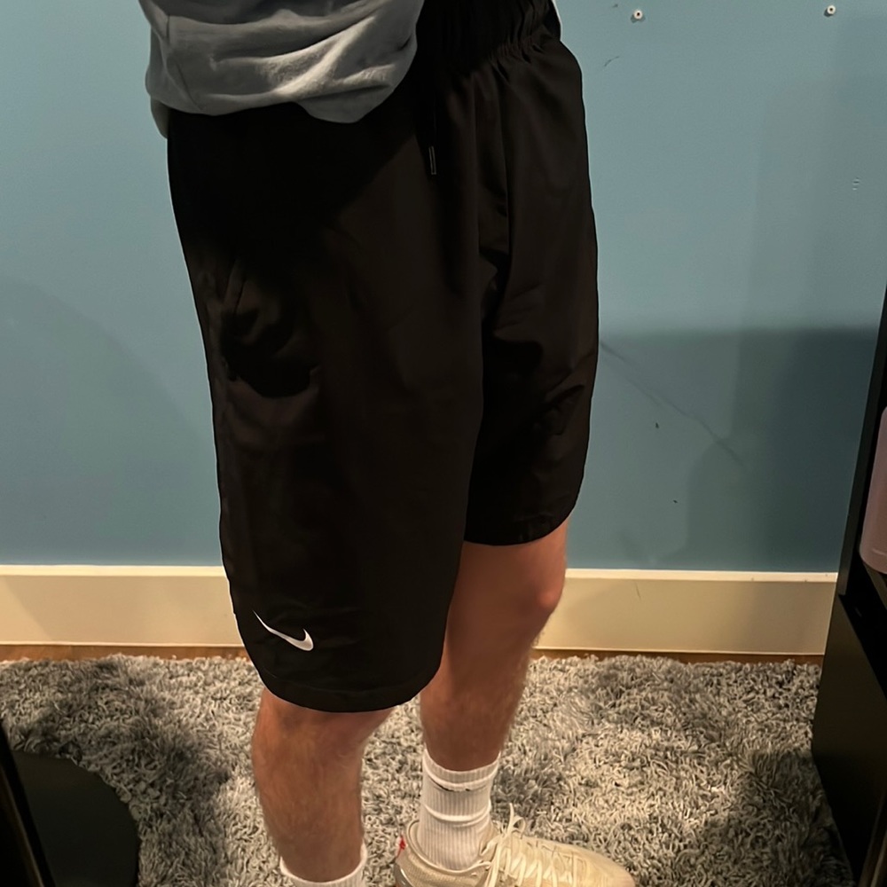 Nike Dri Fit shorts 9”
